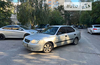 Седан Hyundai Accent 2005 в Киеве