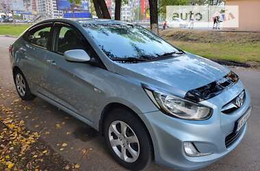 Седан Hyundai Accent 2011 в Києві