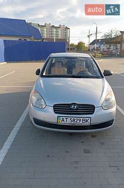 Седан Hyundai Accent 2008 в Калуше