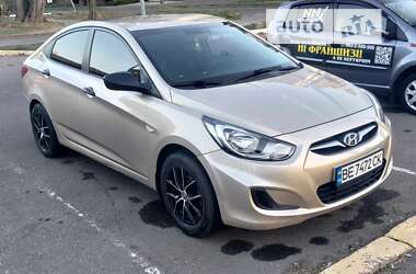 Седан Hyundai Accent 2012 в Миколаєві