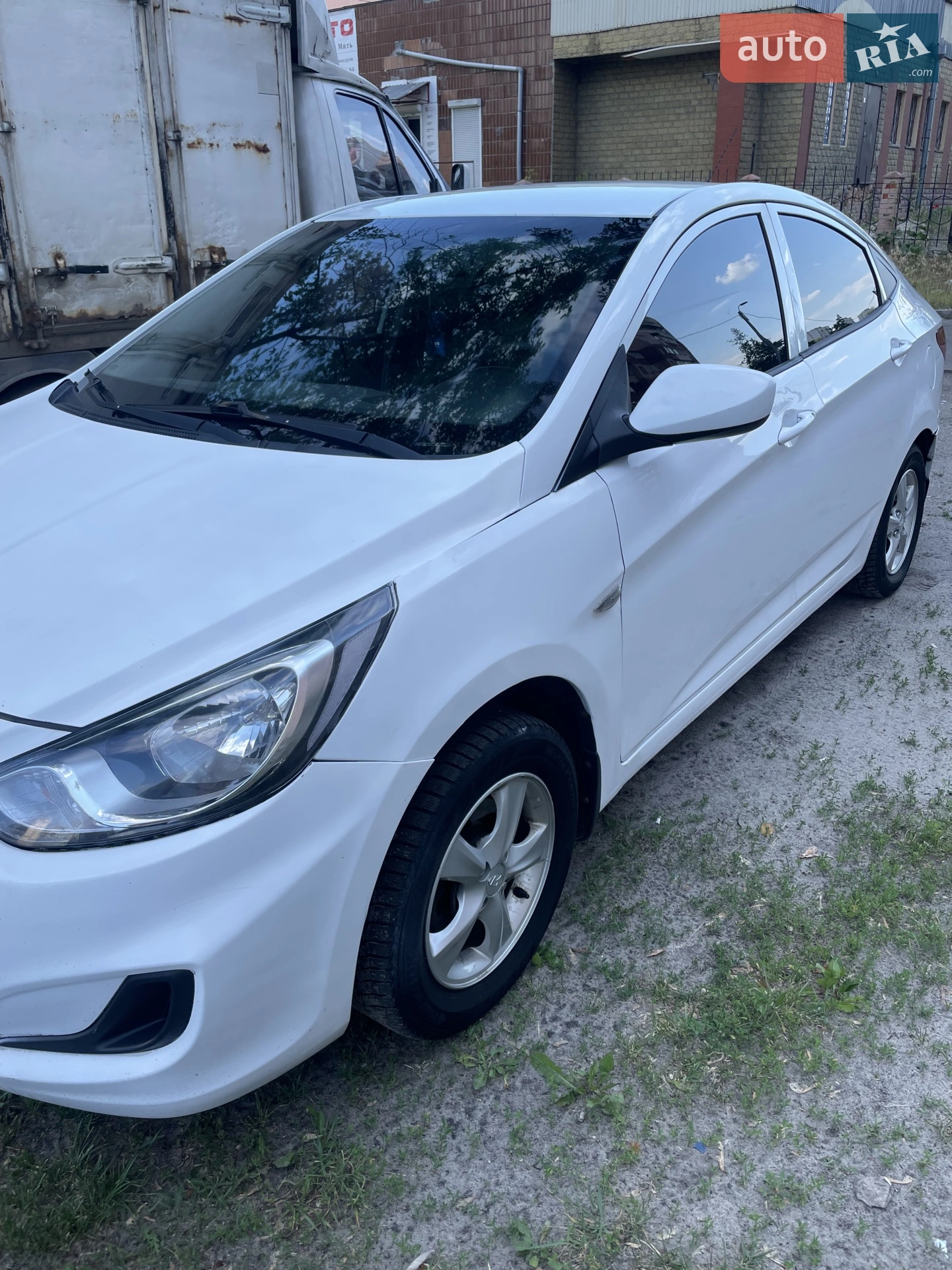 2012 Hyundai Accent - мініатюра 4