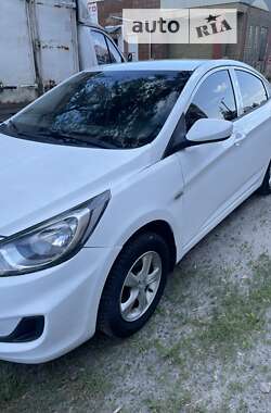 Седан Hyundai Accent 2012 в Києві