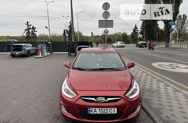 Седан Hyundai Accent 2013 в Киеве