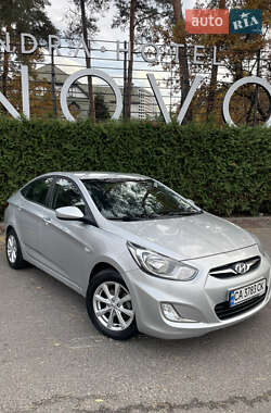 Седан Hyundai Accent 2011 в Киеве