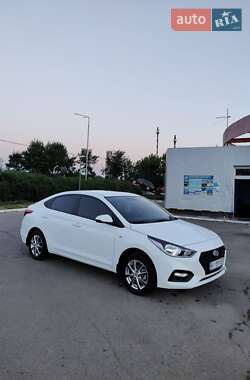 Седан Hyundai Accent 2017 в 