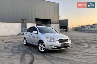 Седан Hyundai Accent 2008 в Киеве