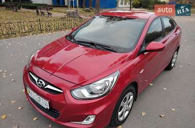 Седан Hyundai Accent 2011 в Києві