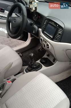 Седан Hyundai Accent 2008 в Каменском