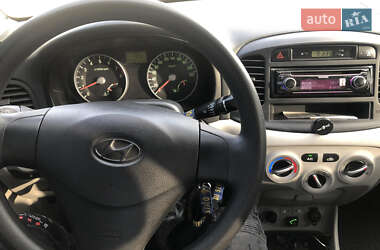 Седан Hyundai Accent 2008 в Кременчуці