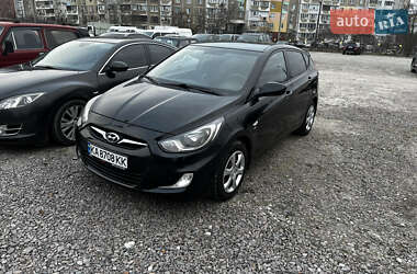 Хетчбек Hyundai Accent 2012 в Києві