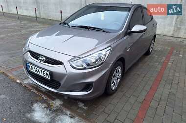 Седан Hyundai Accent 2018 в Киеве