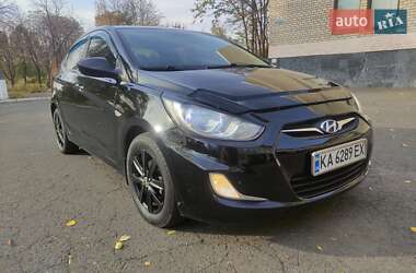 Седан Hyundai Accent 2012 в Кривому Розі