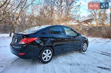 Седан Hyundai Accent 2013 в Чернігові