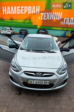 Седан Hyundai Accent 2012 в Ивано-Франковске