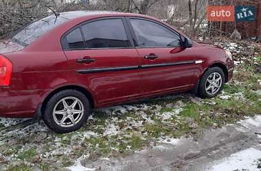 Хэтчбек Hyundai Accent 2009 в Светловодске