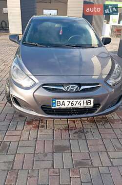 Седан Hyundai Accent 2011 в Кропивницком