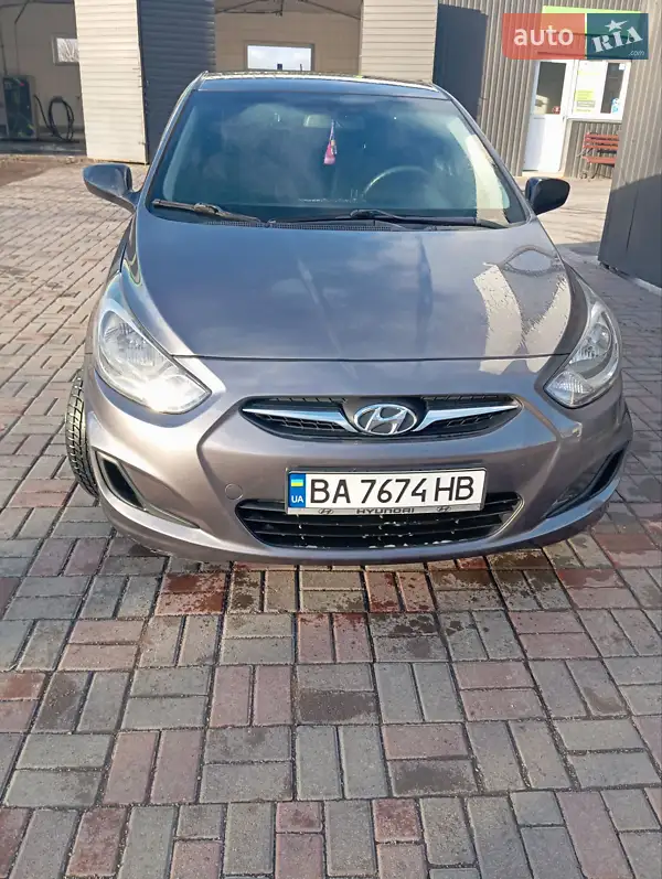 Седан Hyundai Accent 2011 в 