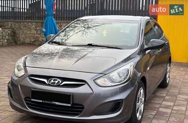 Седан Hyundai Accent 2013 в Кропивницькому