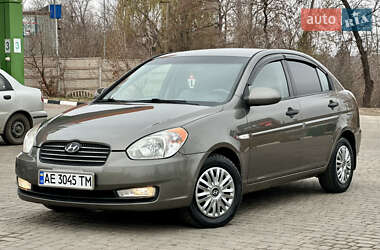 Седан Hyundai Accent 2008 в Кривому Розі