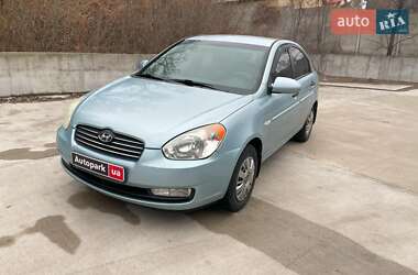 Седан Hyundai Accent 2007 в Киеве