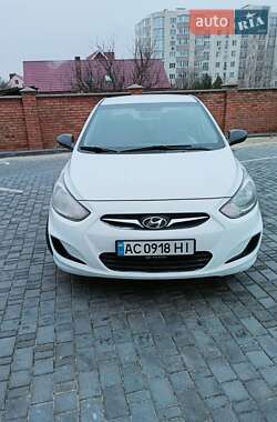 Седан Hyundai Accent 2013 в Луцке