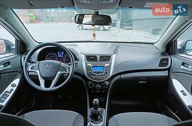 Седан Hyundai Accent 2013 в Луцке