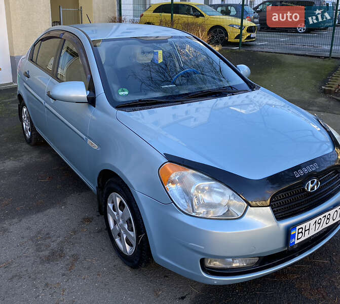 Hyundai Accent 2008