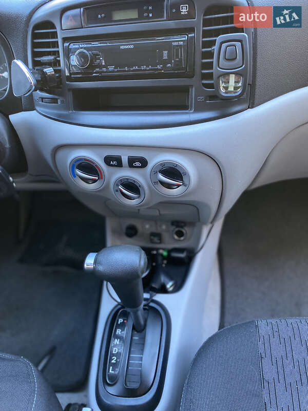 Седан Hyundai Accent 2008 в Одессе