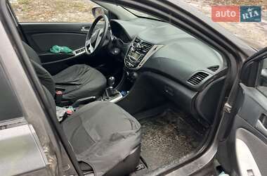 Седан Hyundai Accent 2013 в 