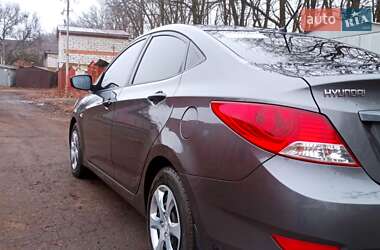 Седан Hyundai Accent 2011 в Сумах