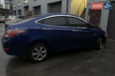 Седан Hyundai Accent 2012 в 