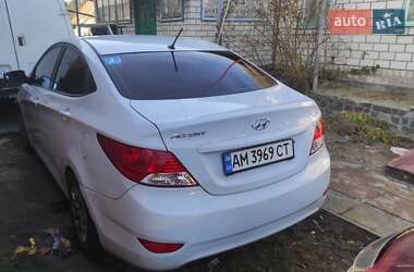 Седан Hyundai Accent 2019 в Житомирі