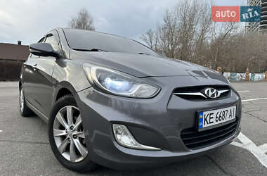 Седан Hyundai Accent 2011 в Днепре