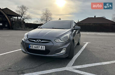 Седан Hyundai Accent 2011 в Днепре