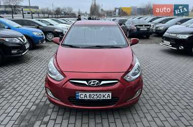 Седан Hyundai Accent 2011 в Миколаєві