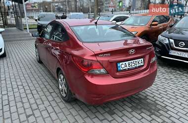 Седан Hyundai Accent 2011 в Миколаєві