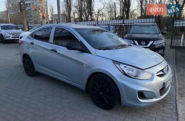 Седан Hyundai Accent 2013 в Николаеве