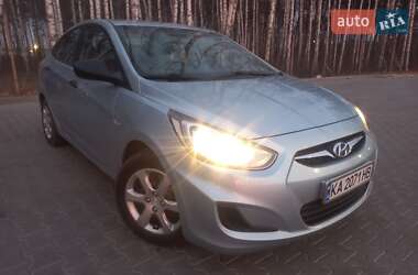 Седан Hyundai Accent 2011 в Києві