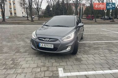 Седан Hyundai Accent 2013 в Черкасах