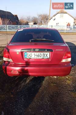 Седан Hyundai Accent 2000 в 