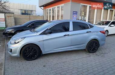 Седан Hyundai Accent 2013 в Миколаєві