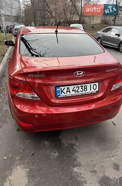 Седан Hyundai Accent 2012 в Киеве