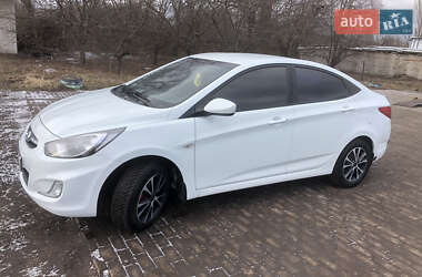 Седан Hyundai Accent 2012 в Кролевці