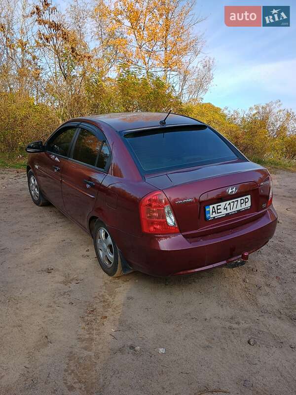 Седан Hyundai Accent 2008 в Дніпрі