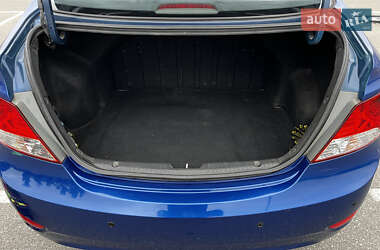 Седан Hyundai Accent 2012 в 