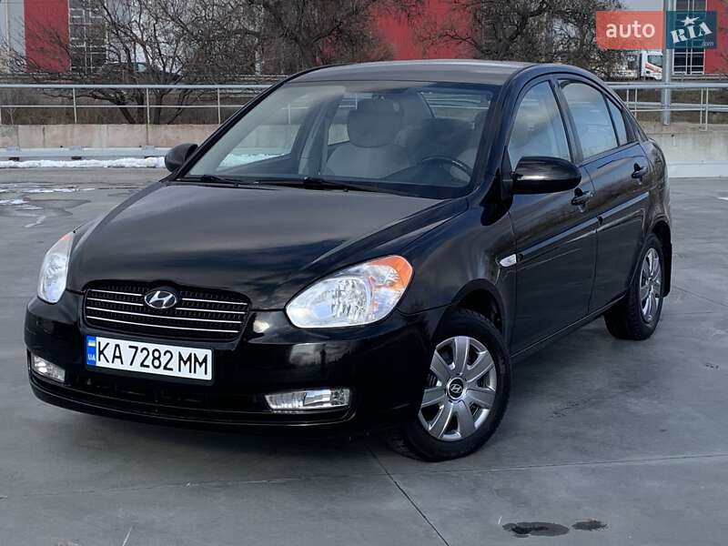 Седан Hyundai Accent 2008 в Киеве