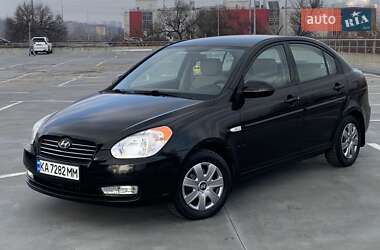 Седан Hyundai Accent 2008 в Киеве