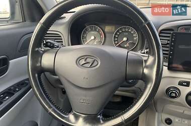 Седан Hyundai Accent 2008 в Киеве