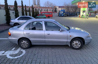 Седан Hyundai Accent 1997 в Одесі