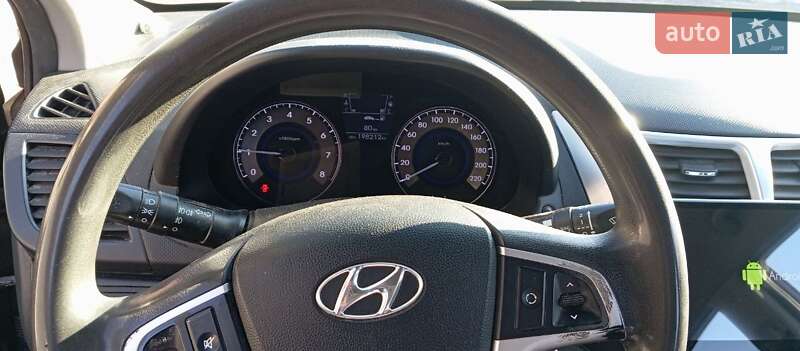 Седан Hyundai Accent 2011 в Дніпрі
